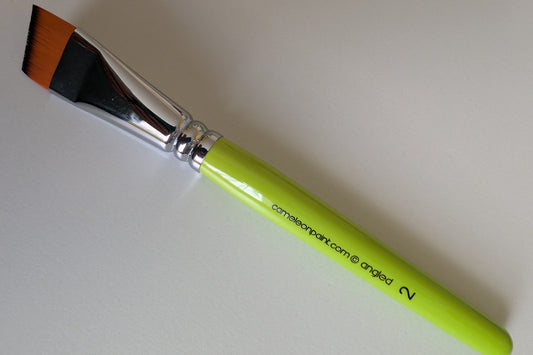 Pinsel "Schräg + Kurz" 2